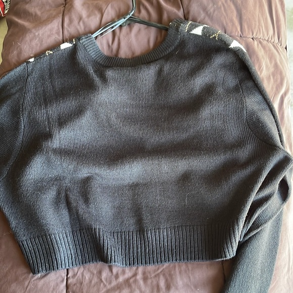 Sweater - Picture 3 of 3
